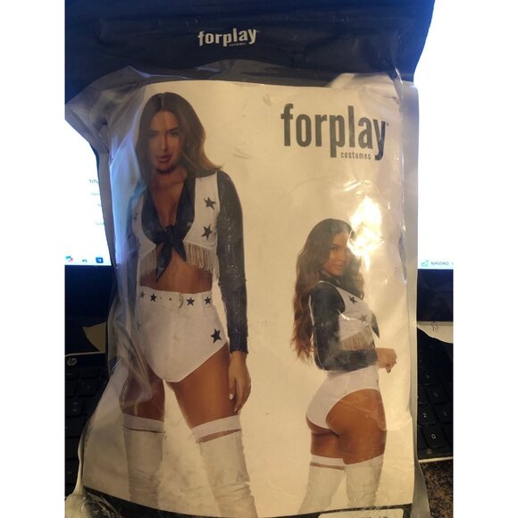 NWT Seeing Stars Cheerleader Costume SZ S/M Halloween Role Play Retails $71 - Picture 3 of 3